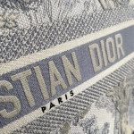 Dior book tote bag, imported canvas, tiger embroidery, tote bag, handbag, shopping bag, 42*32, gray, small size 37*2