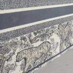 Dior book tote bag, imported canvas, tiger embroidery, tote bag, handbag, shopping bag, 42*32, gray, small size 37*2