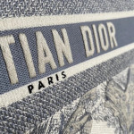 Dior book tote bag, imported canvas, tiger embroidery, tote bag, handbag, shopping bag, 42*32, gray, small size 37*2