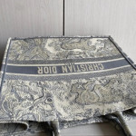 Dior book tote bag, imported canvas, tiger embroidery, tote bag, handbag, shopping bag, 42*32, gray, small size 37*2