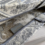 Dior book tote bag, imported canvas, tiger embroidery, tote bag, handbag, shopping bag, 42*32, gray, small size 37*2