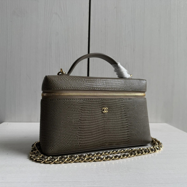 Chanel Top-level 26a lizard-print cowhide handheld makeup bag, LP style, with both interior and exterior genuine leather, rice box bag, chain messenger bag, 19cm