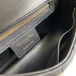 New Dior Cargo Rattan-patterned calfskin CD vintage chain messenger bag, large size 25cm, small size 20cm (with genuine leather inside and outside)