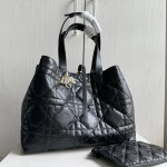 Dior new Daphne series Lady 95.22 toujours Teng pattern imported cowhide CD adjustable shoulder strap mother-daughter bag shopping bag handheld shoulder bag inner frosted leather~ small size 23*15, medium size 28*19, large size 37*27