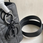 Upgraded version - lambskin suede top-notch! Dior Lady bag, studded, four compartments, CD, matte frosted cowhide, pure black hardware, handheld, crossbody, shoulder bag, new wide shoulder strap (with genuine leather suede lining)