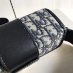 Dior Mini Montaigne Bag 30 Montaigne Mini Box Bag Vintage CD Messenger Bag Wide Shoulder Strap Crossbody Shoulder Bag 17.5*13