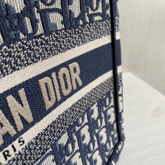 Dior book tote, canvas embroidery, classic blue thick thread, canvas handbag shopping bag, beach bag, medium-small size 26*21, gray