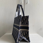 Dior book tote, canvas embroidery, classic blue thick thread, canvas handbag shopping bag, beach bag, medium-small size 26*21, gray