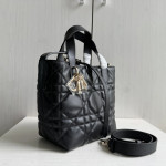 New Dior Lady 95.22 toujours series, vertical style, Teng pattern imported cowhide, vegetable basket bag, shopping bag, handbag, shoulder bag, cross-body bag, 16*18*12