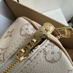 Imported fabric, steel hardware, LV monogram, sand dune color, color-blocked leather, small size 25cm, pillow bag, handbag, shoulder bag