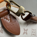 Imported fabric, steel hardware, LV monogram, sand dune color, color-blocked leather, small size 25cm, pillow bag, handbag, shoulder bag