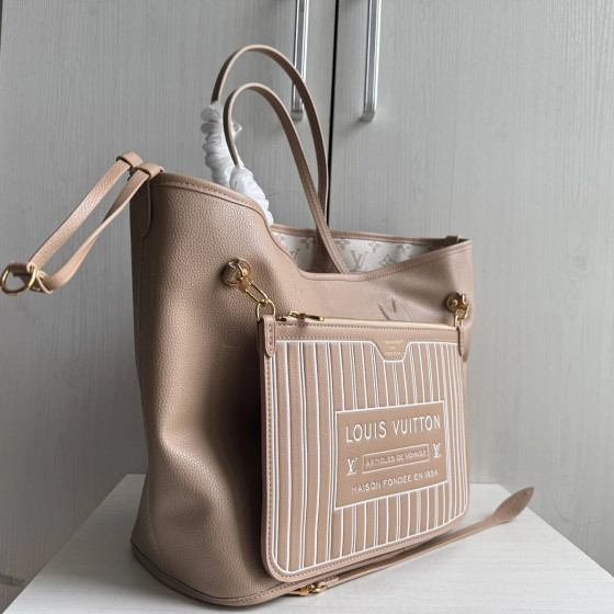 Top-level LV classic dune-colored vintage handbag NF beach bag women's bag, featuring flower material and cowhide patchwork, double-sided design, mother-daughter bag, women's shopping bag, shoulder handbag, medium size 32*29
