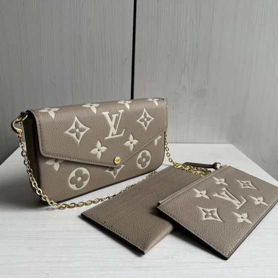 LV felici envelope style embossed leather chain messenger bag three-piece set three-in-one bag women's bag woc style clutch bag card bag messenger bag 21*12
