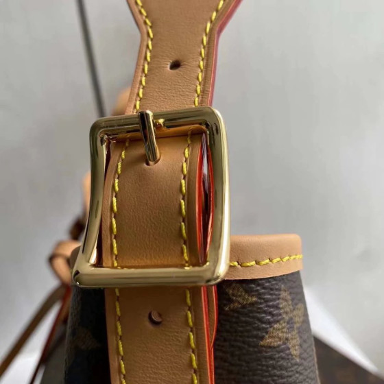 New LV yellow leather patchwork carryall messenger bag, single shoulder bag PM, crossbody bag, large size 39*30*15, small size 29*12*24