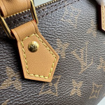 LV nano large sp 20cm aged yellow leather patchwork leather phone bag Boston bag mini pillow bag messenger bag