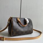 LV nano large sp 20cm aged yellow leather patchwork leather phone bag Boston bag mini pillow bag messenger bag