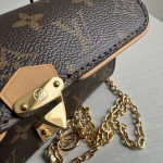 LV classic monogram yellow leather mini chain crossbody bag with lock clasp, camille style, phone bag, single shoulder crossbody bag, 20*10